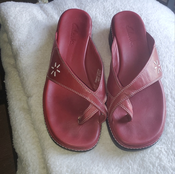 Clarks Shoes - Clarks Toe Strap Red Leather Slide Sandals Women's